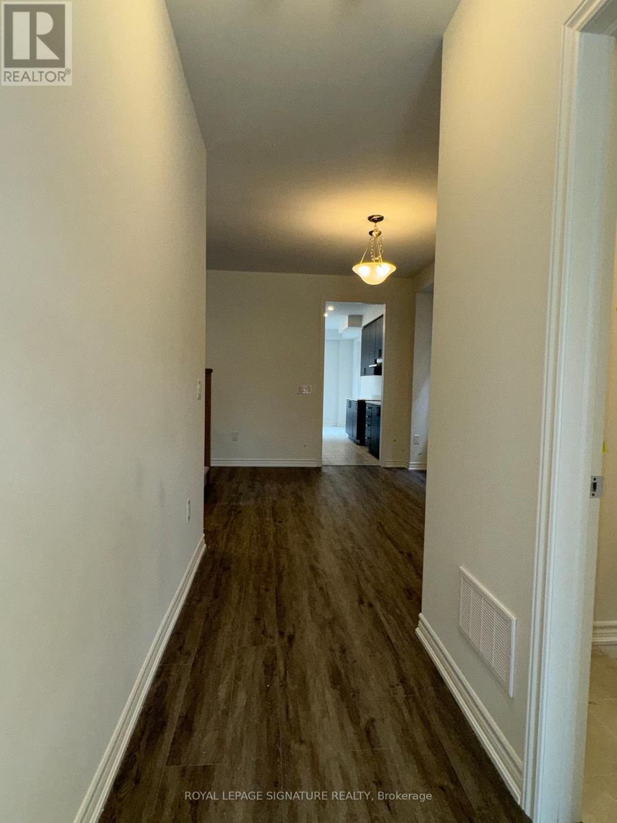 5 Sassafras Road, Springwater, Ontario  L9X 2C6 - Photo 5 - S12793836