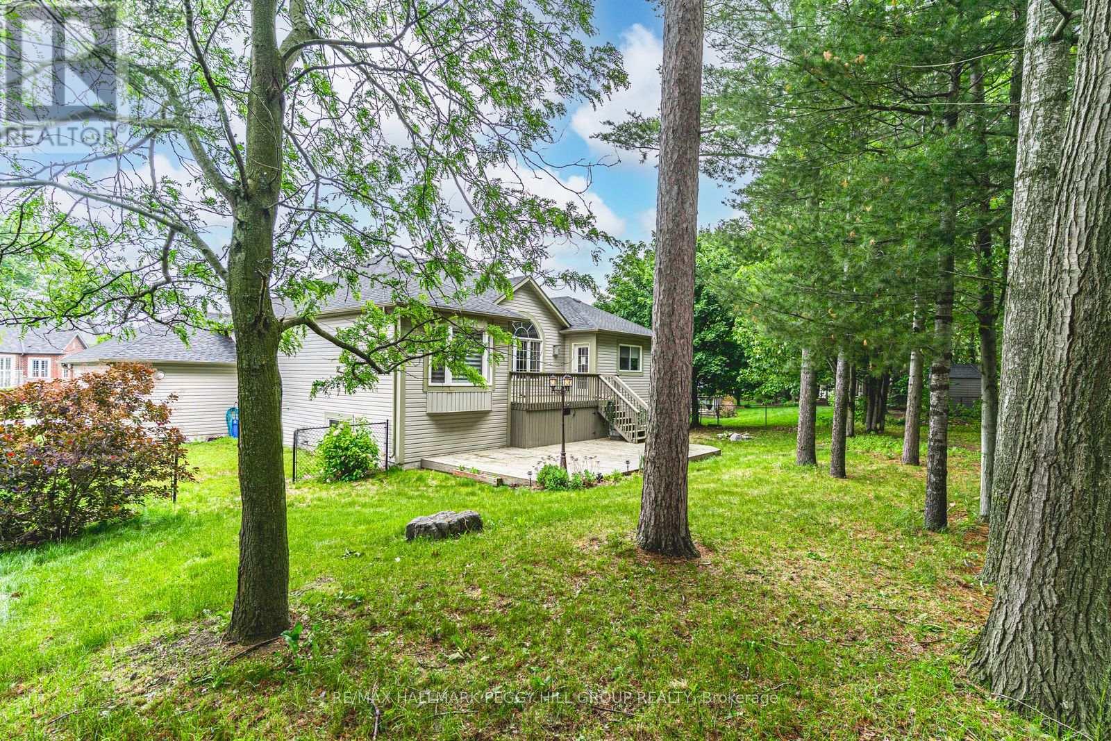 31 Fawndale Crescent, Wasaga Beach, Ontario  L9Z 2B3 - Photo 15 - S12793894