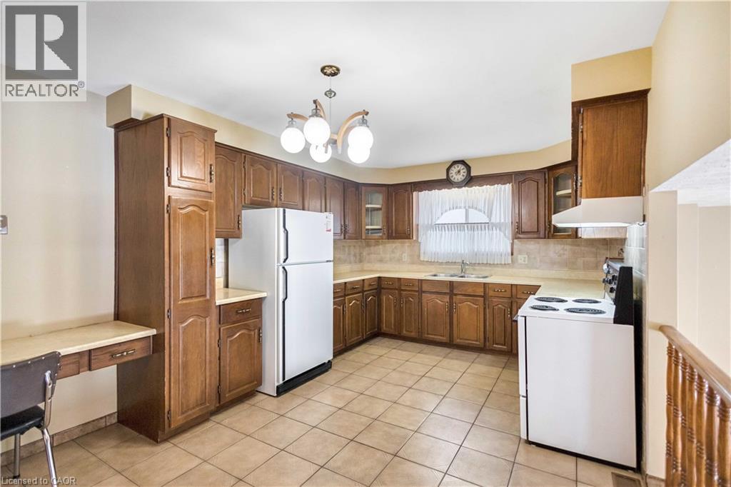 52 Hearthside Crescent, Stoney Creek, Ontario  L8E 4L6 - Photo 13 - 40805604