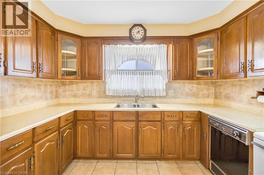 52 Hearthside Crescent, Stoney Creek, Ontario  L8E 4L6 - Photo 14 - 40805604