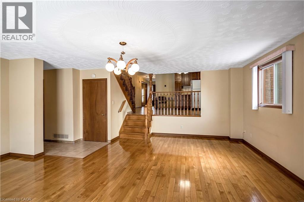 52 Hearthside Crescent, Stoney Creek, Ontario  L8E 4L6 - Photo 26 - 40805604