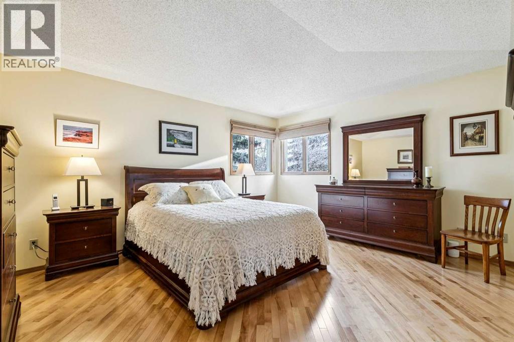 75 Shawnee Crescent, Calgary, Alberta  T2Y 1W4 - Photo 23 - A2276077