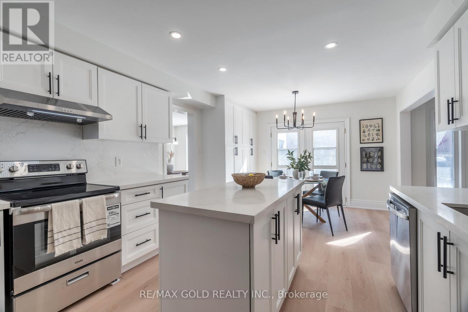 9 Morgandale Road, Brampton, Ontario  L7A 2K1 - Photo 16 - W12793772