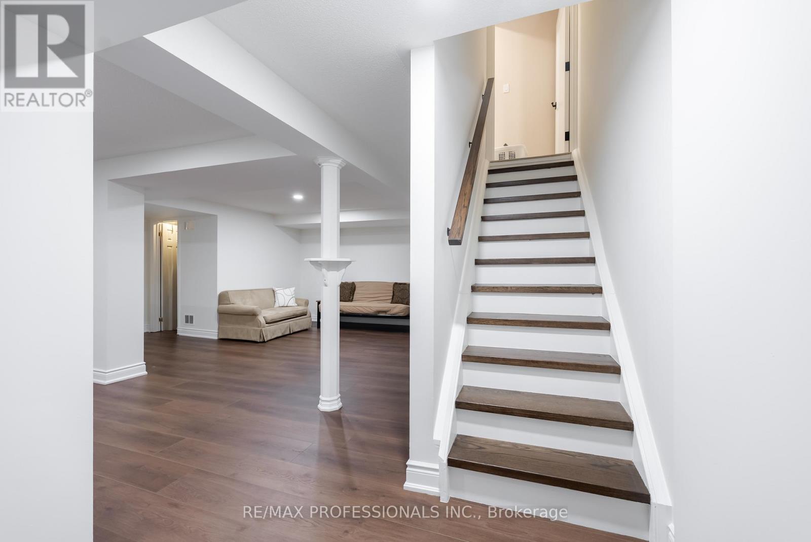 99 Desert Sand Drive, Brampton, Ontario  L6R 1V7 - Photo 28 - W12793776