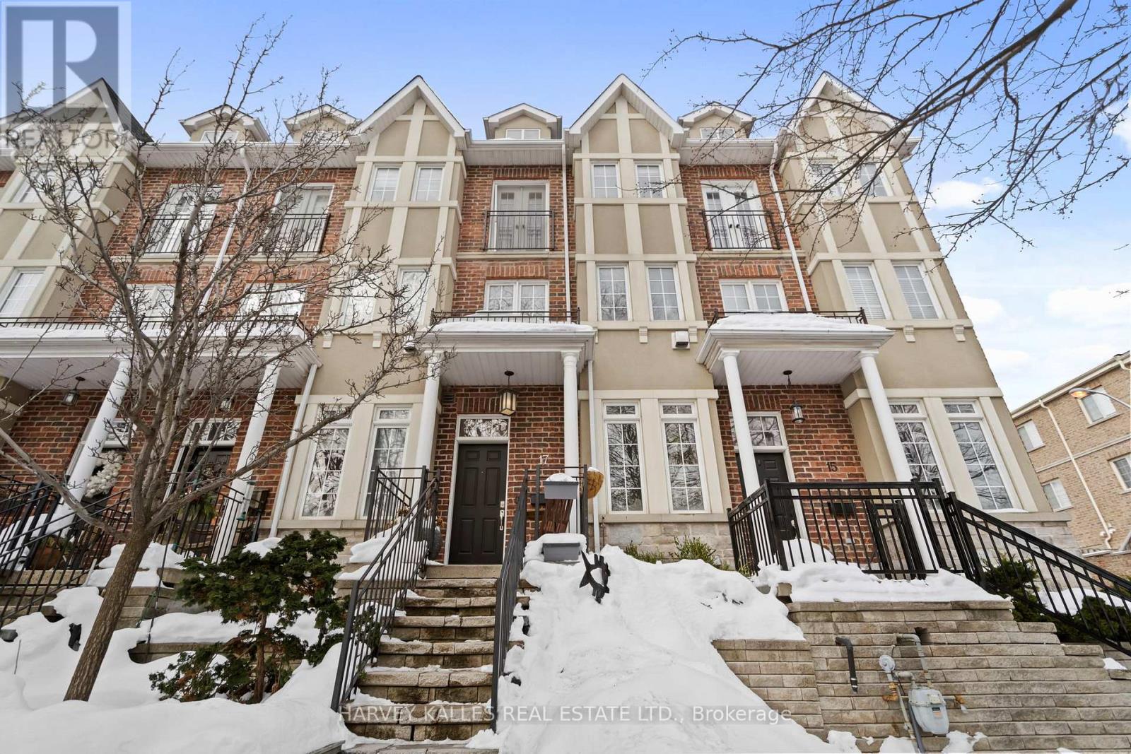 17 Peelar Mews, Toronto, Ontario  M8Y 0B1 - Photo 43 - W12793820