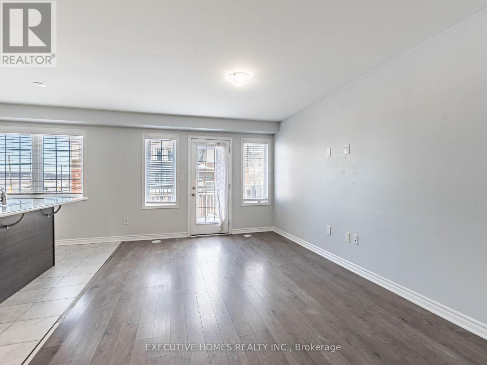 108 Frost Court, Milton, Ontario  L9E 1G4 - Photo 10 - W12793830