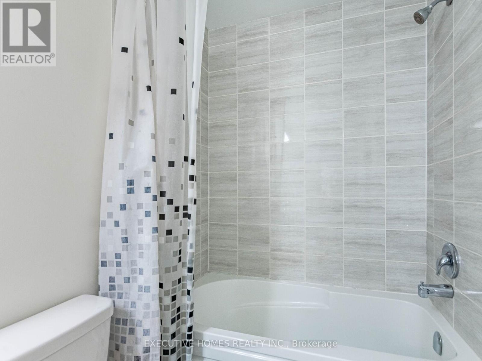 108 Frost Court, Milton, Ontario  L9E 1G4 - Photo 34 - W12793830