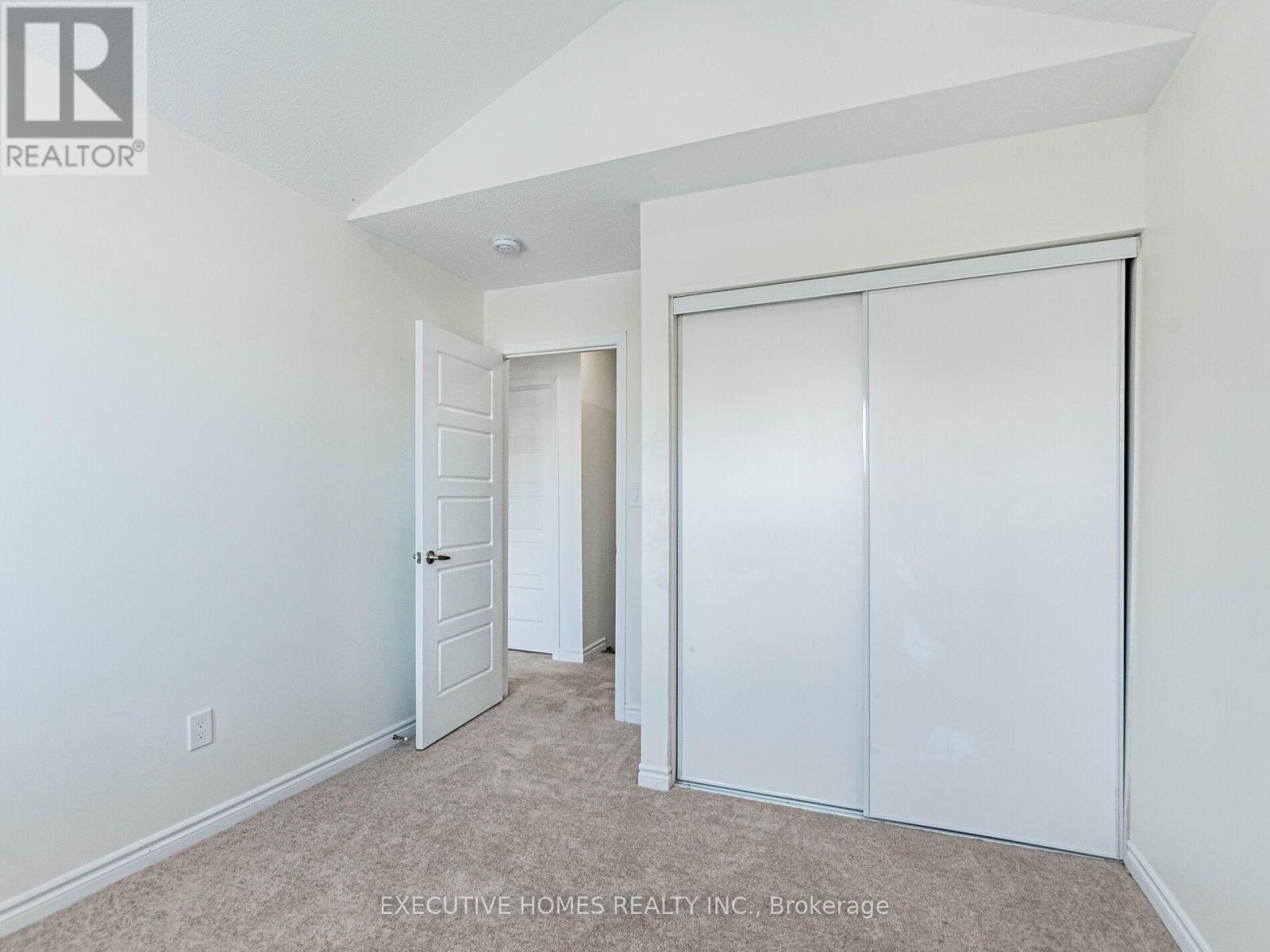 108 Frost Court, Milton, Ontario  L9E 1G4 - Photo 37 - W12793830