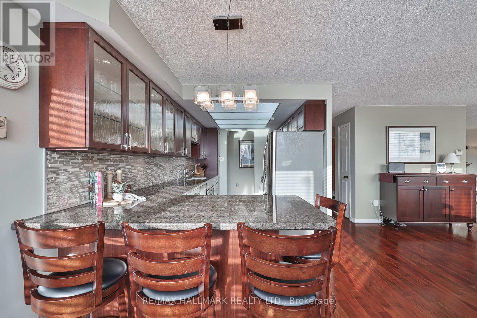 402 - 58 Church Street E, Brampton, Ontario  L6V 4A8 - Photo 12 - W12793856