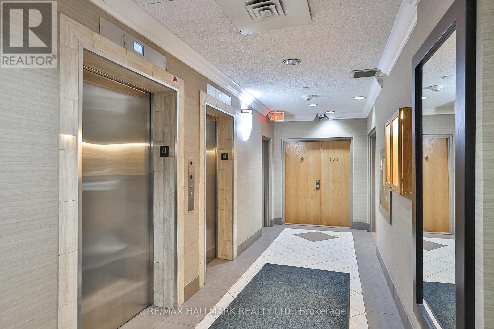 402 - 58 Church Street E, Brampton, Ontario  L6V 4A8 - Photo 31 - W12793856