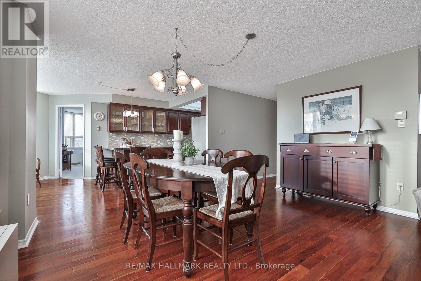 402 - 58 Church Street E, Brampton, Ontario  L6V 4A8 - Photo 9 - W12793856