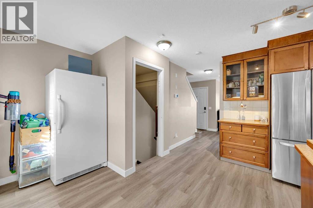 71 Eversyde Heath Sw, Calgary, Alberta  T2Y 4P8 - Photo 15 - A2285086