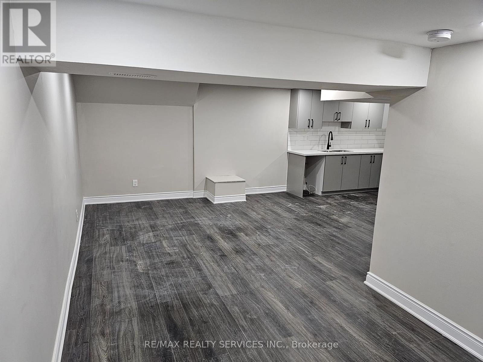 Lower - 1798 Trafalgar Street, London East, Ontario  N5W 1X6 - Photo 3 - X12793796