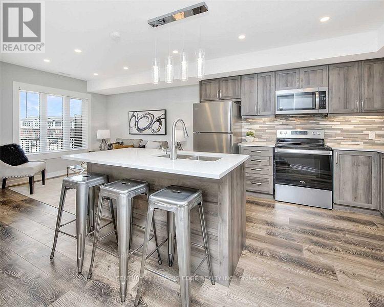 8b - 160 Rochefort Street, Kitchener, Ontario  N2R 1V5 - Photo 4 - X12793834