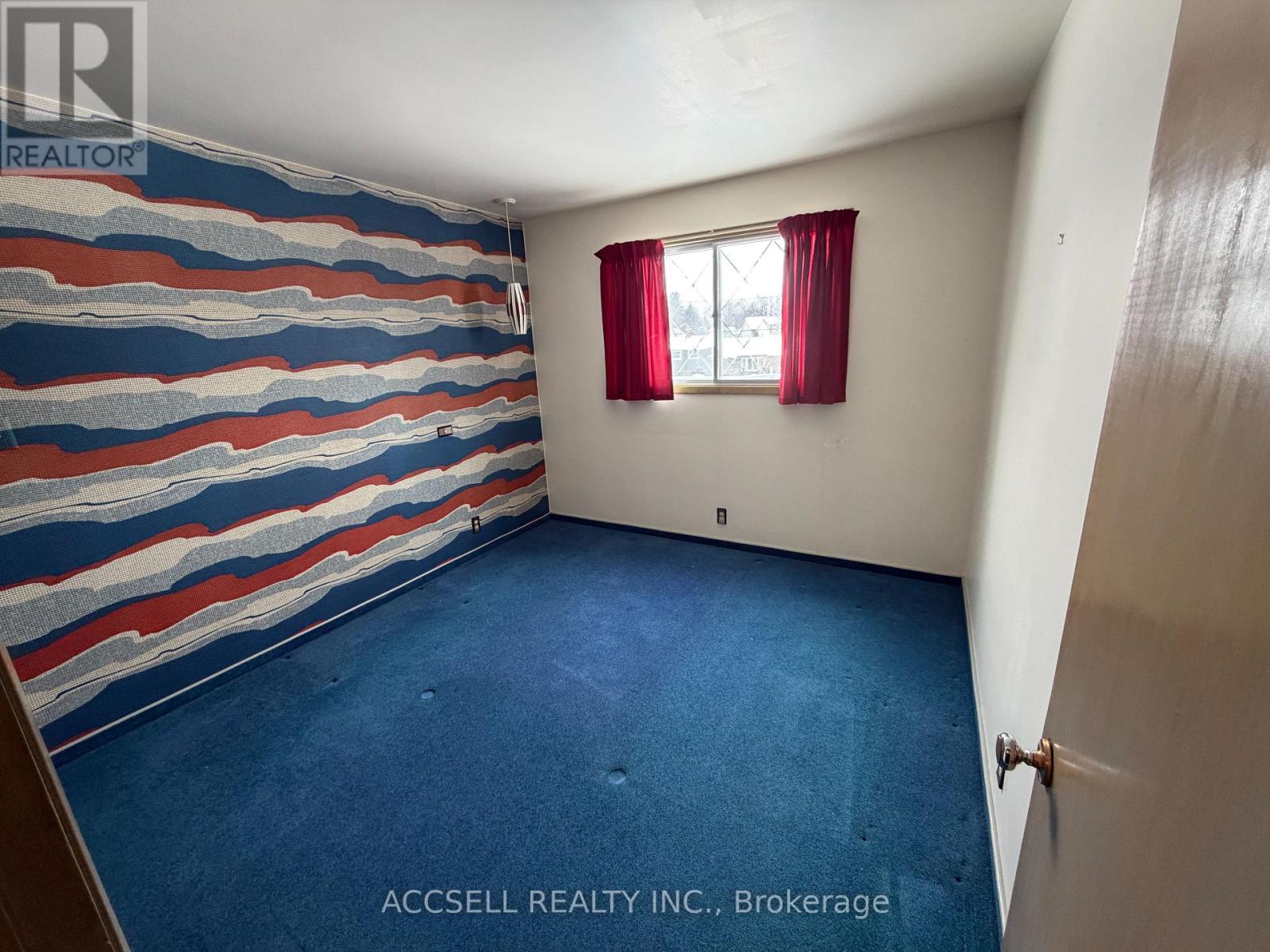 774 St Albans Crescent, Woodstock, Ontario  N4S 7E6 - Photo 10 - X12793842