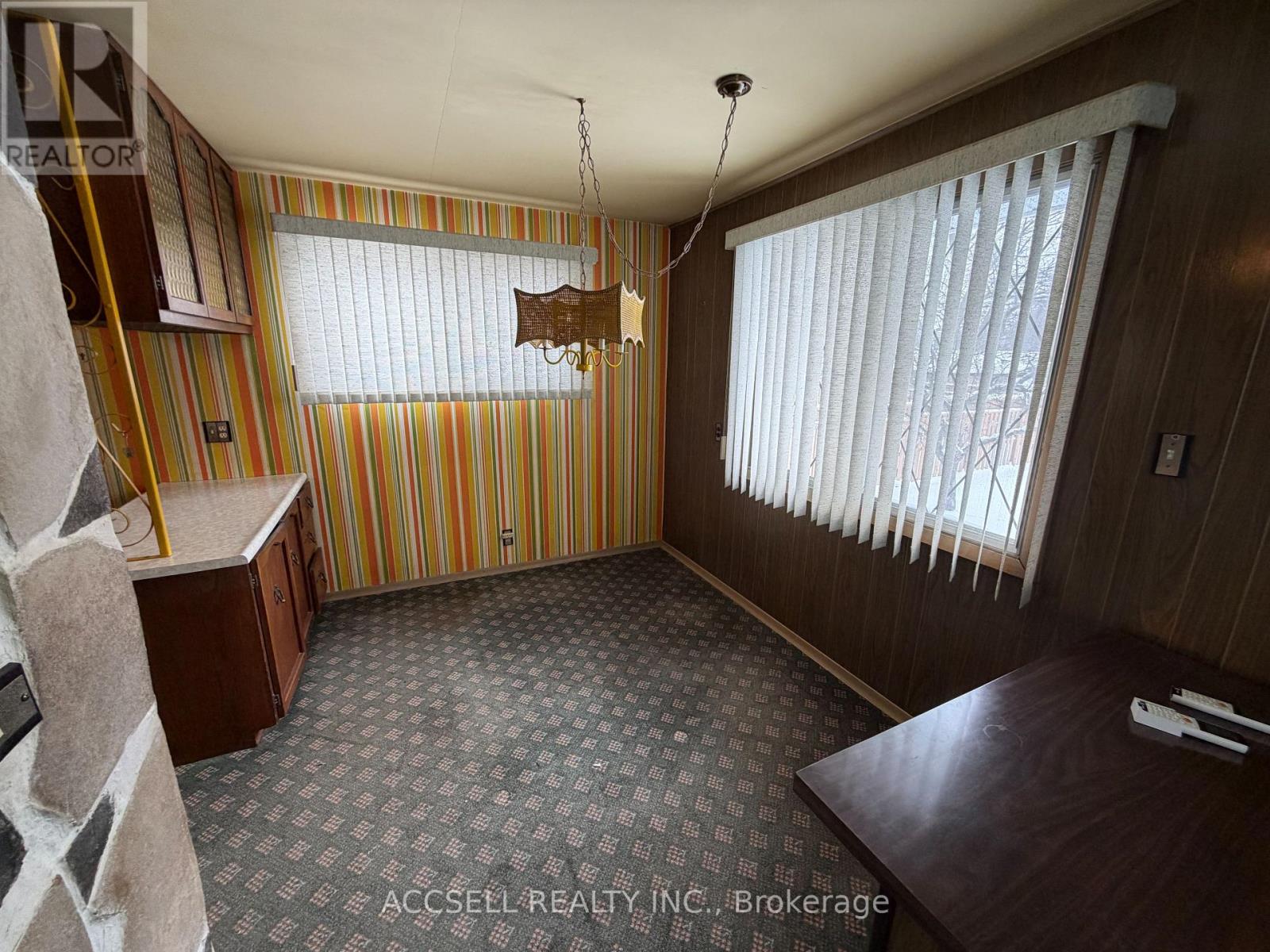 774 St Albans Crescent, Woodstock, Ontario  N4S 7E6 - Photo 5 - X12793842