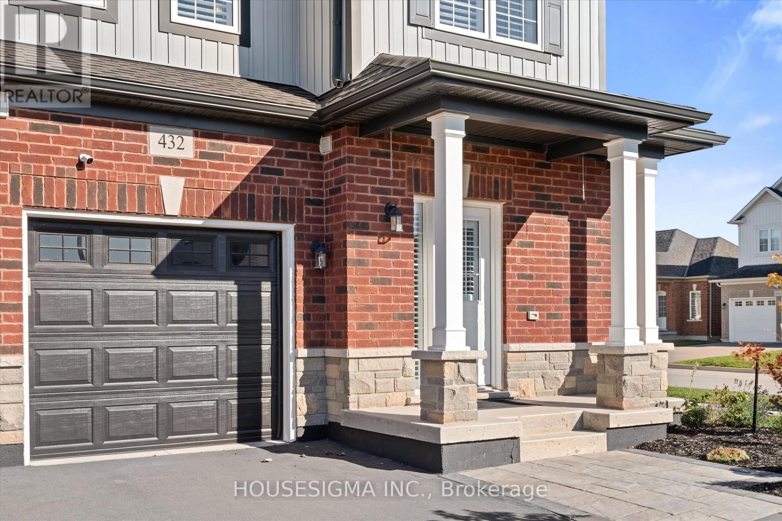 432 Viking Street, Fort Erie, Ontario  L2A 0E3 - Photo 3 - X12793848