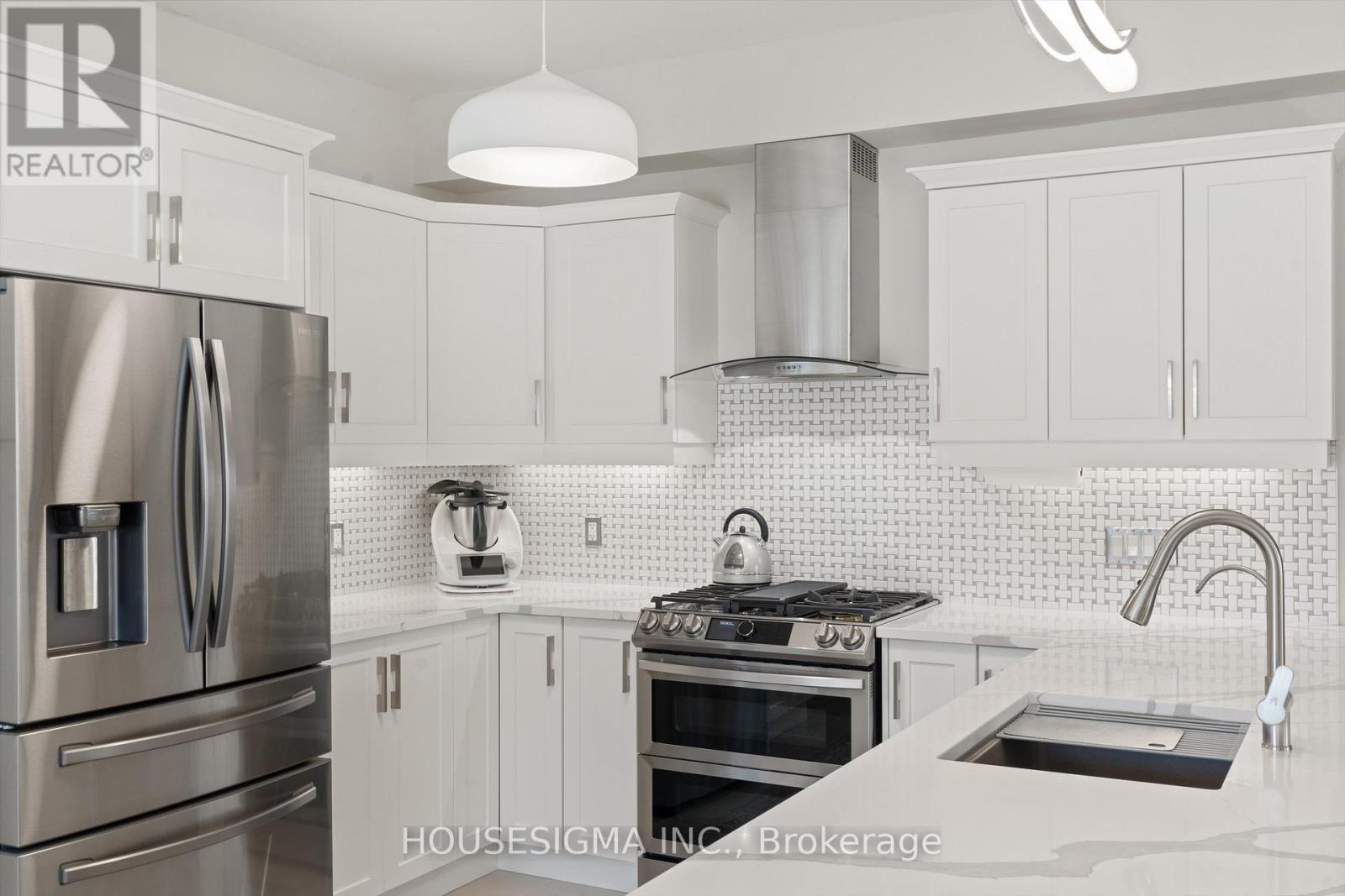 432 Viking Street, Fort Erie, Ontario  L2A 0E3 - Photo 9 - X12793848