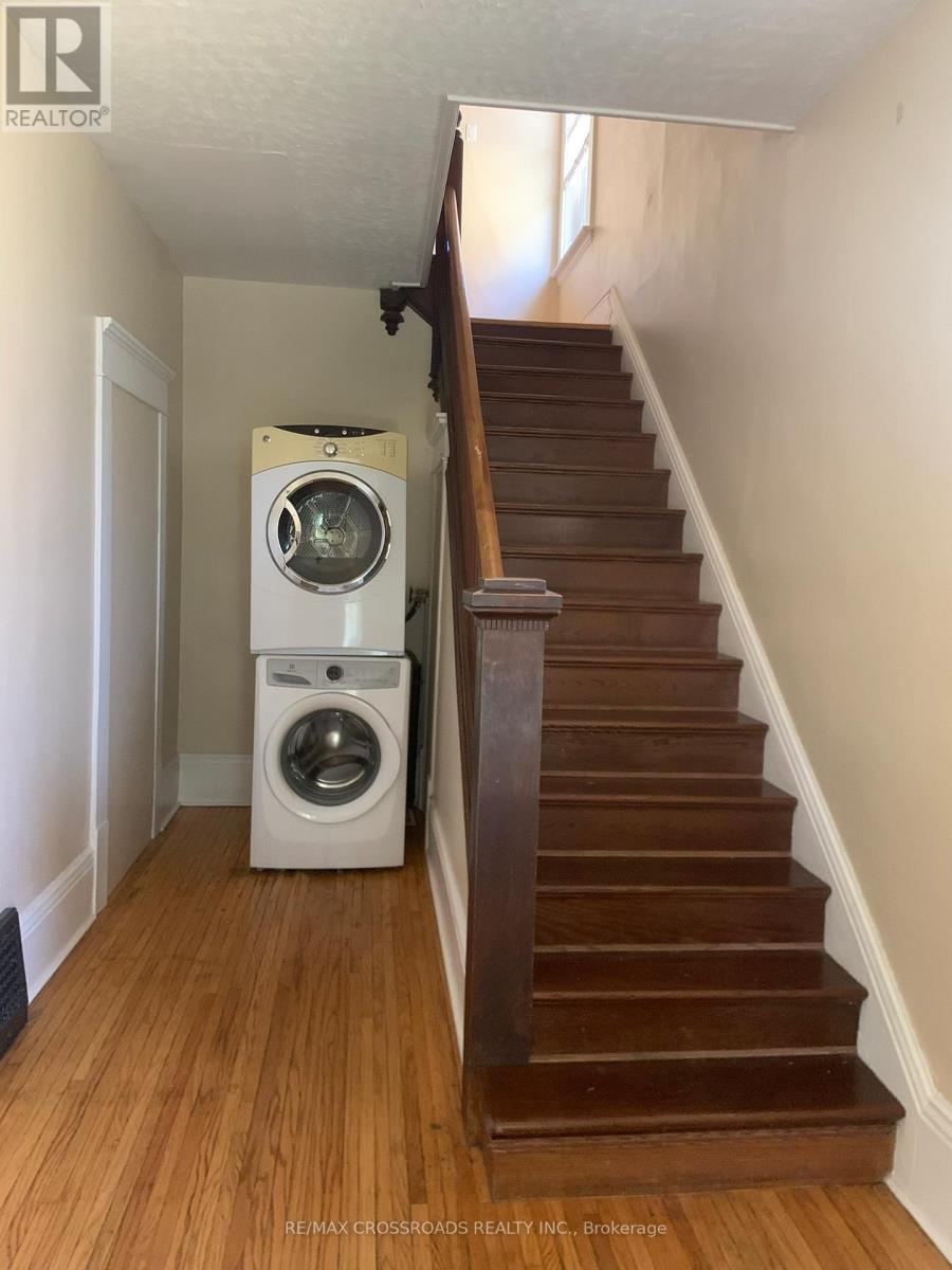 317 BOSWELL AVENUE, Peterborough, Ontario