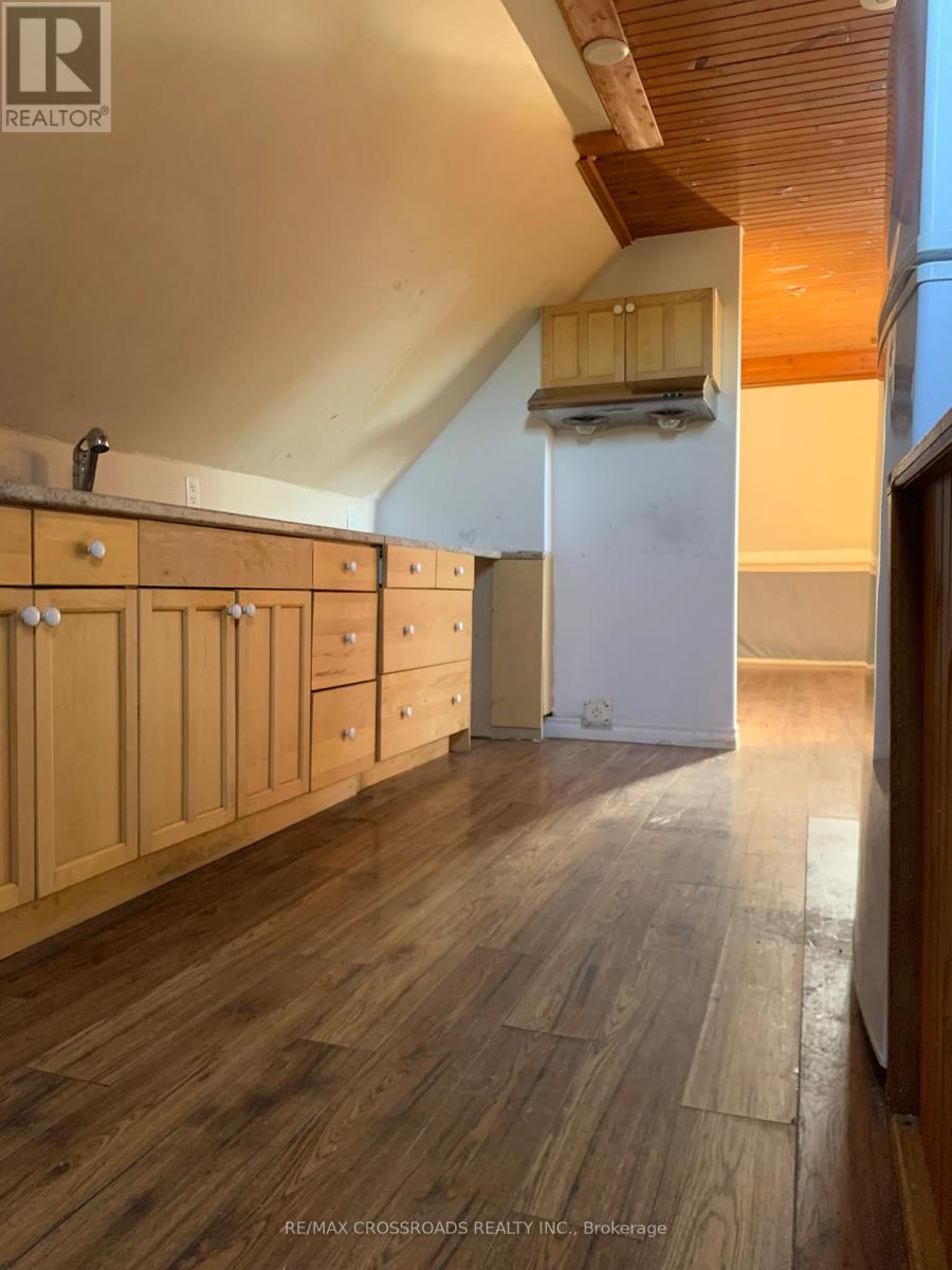 317 Boswell Avenue, Peterborough, Ontario  K9J 5G2 - Photo 10 - X12793868