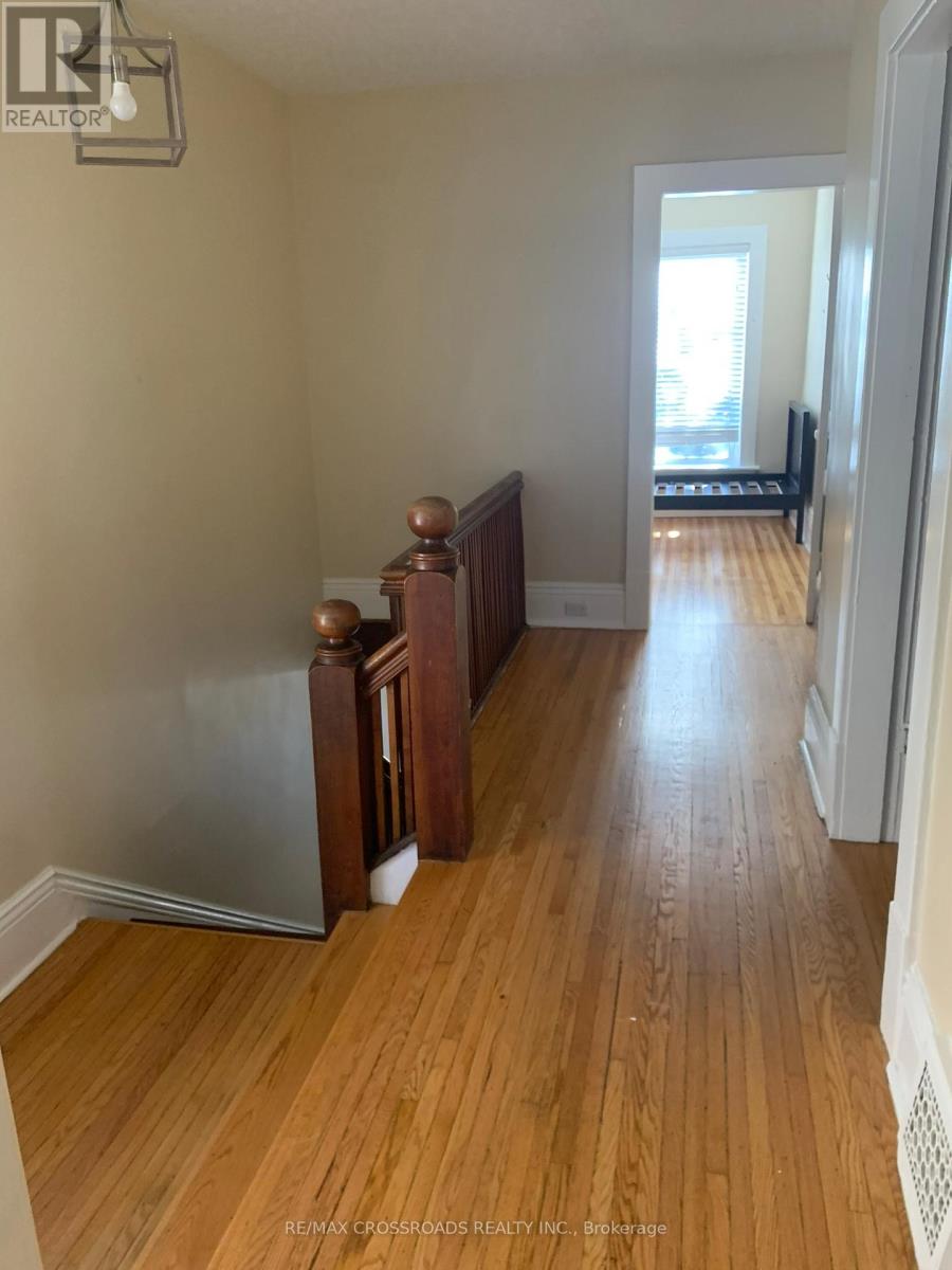 317 Boswell Avenue, Peterborough, Ontario  K9J 5G2 - Photo 5 - X12793868