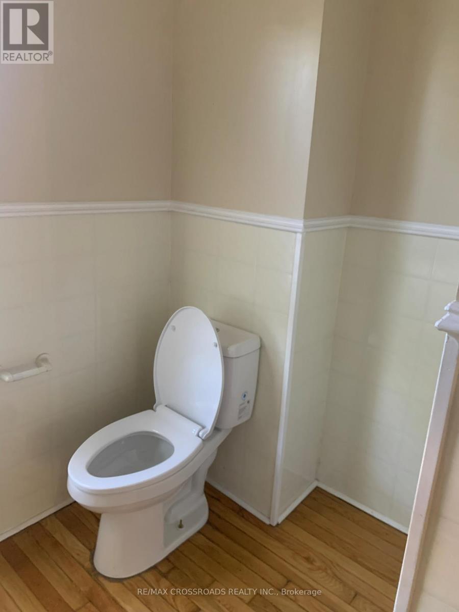 317 Boswell Avenue, Peterborough, Ontario  K9J 5G2 - Photo 7 - X12793868