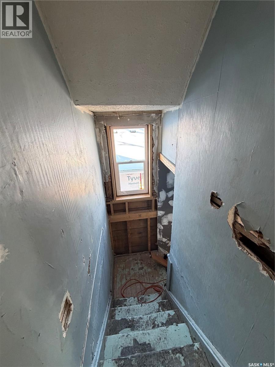 1621 99th Street, North Battleford, Saskatchewan  S9A 2Z5 - Photo 6 - SK028707