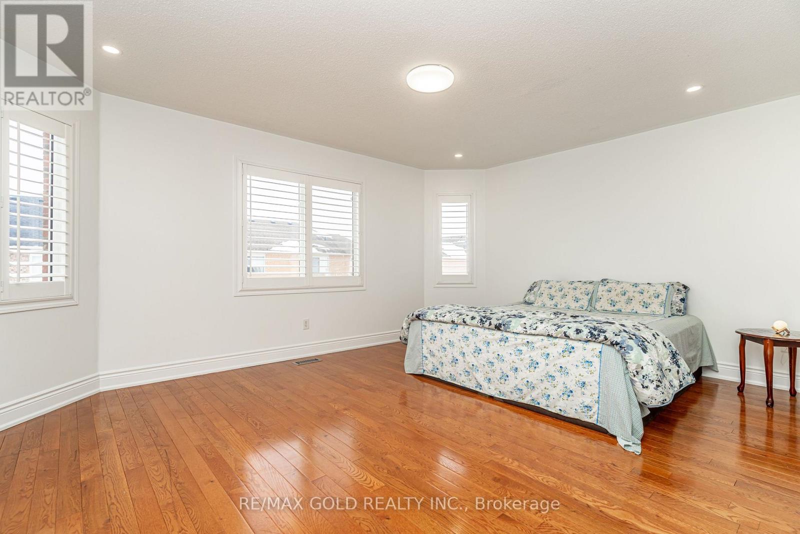 7 Bettey Road, Brampton (Vales Of Castlemore), Ontario  L6P 1S9 - Photo 26 - W12783344