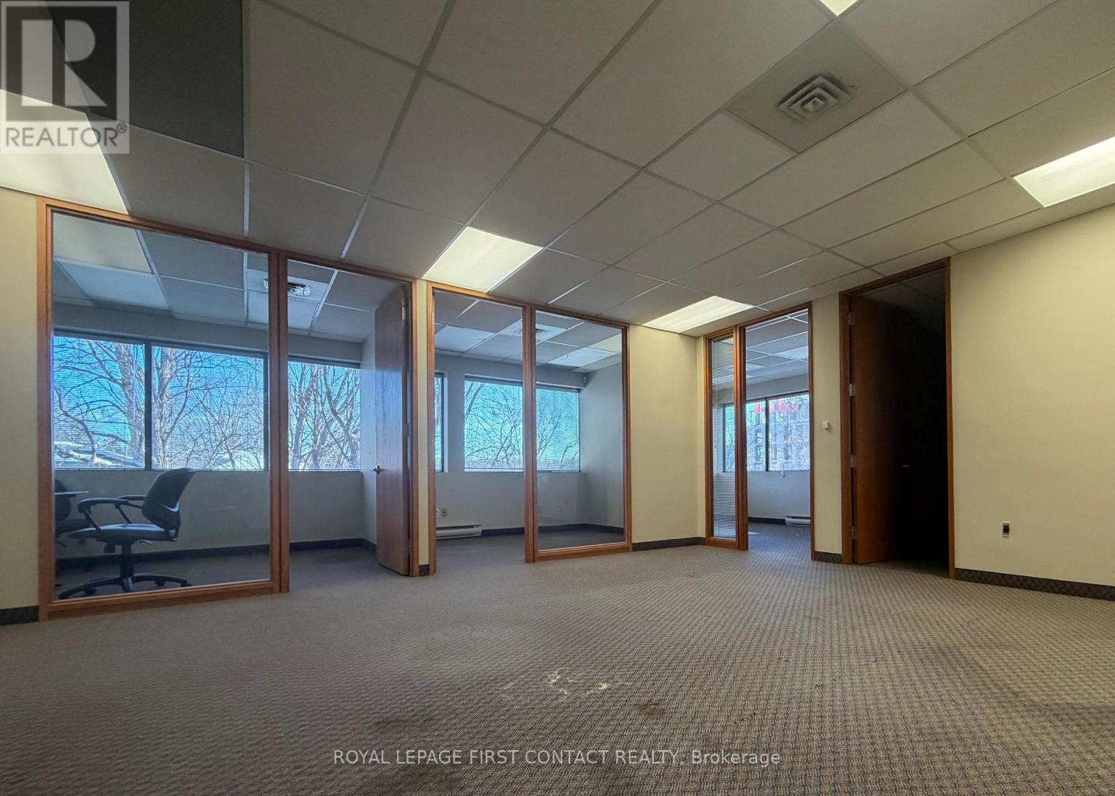 201/202 - 135 Bayfield Street, Barrie, Ontario  L4M 3B3 - Photo 24 - S12733498