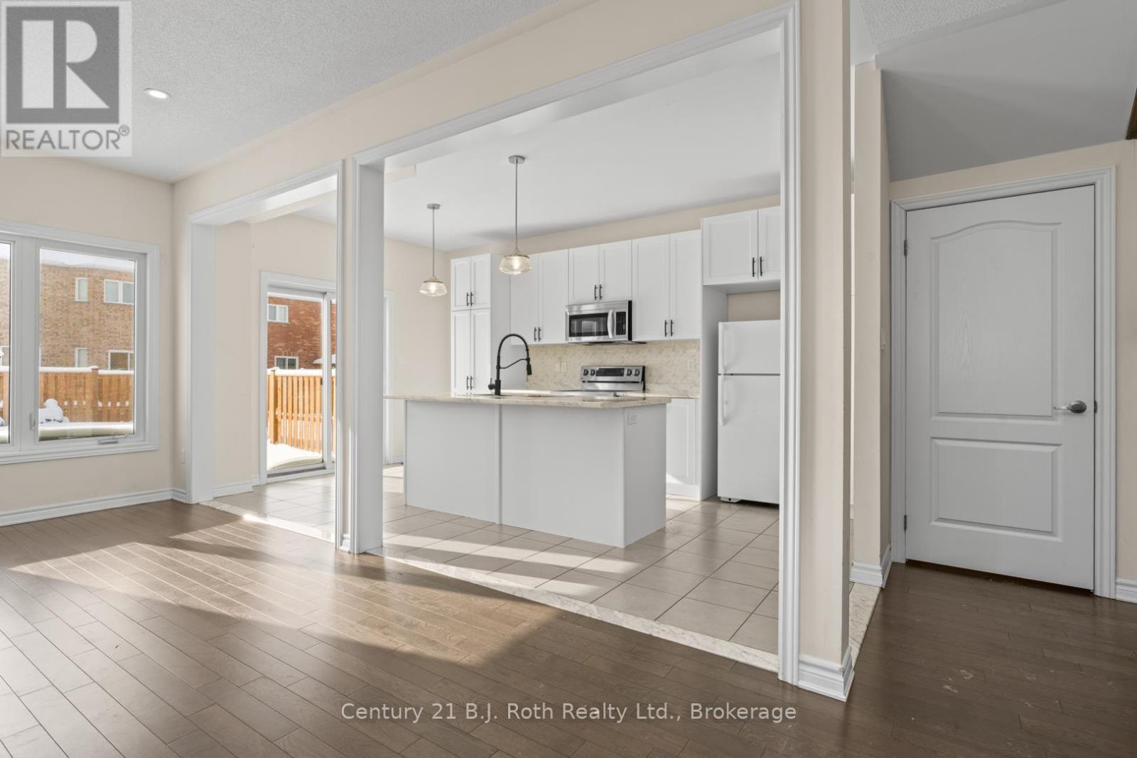 99 Terry Clayton Avenue, Brock, Ontario  L0K 1A0 - Photo 10 - N12793902