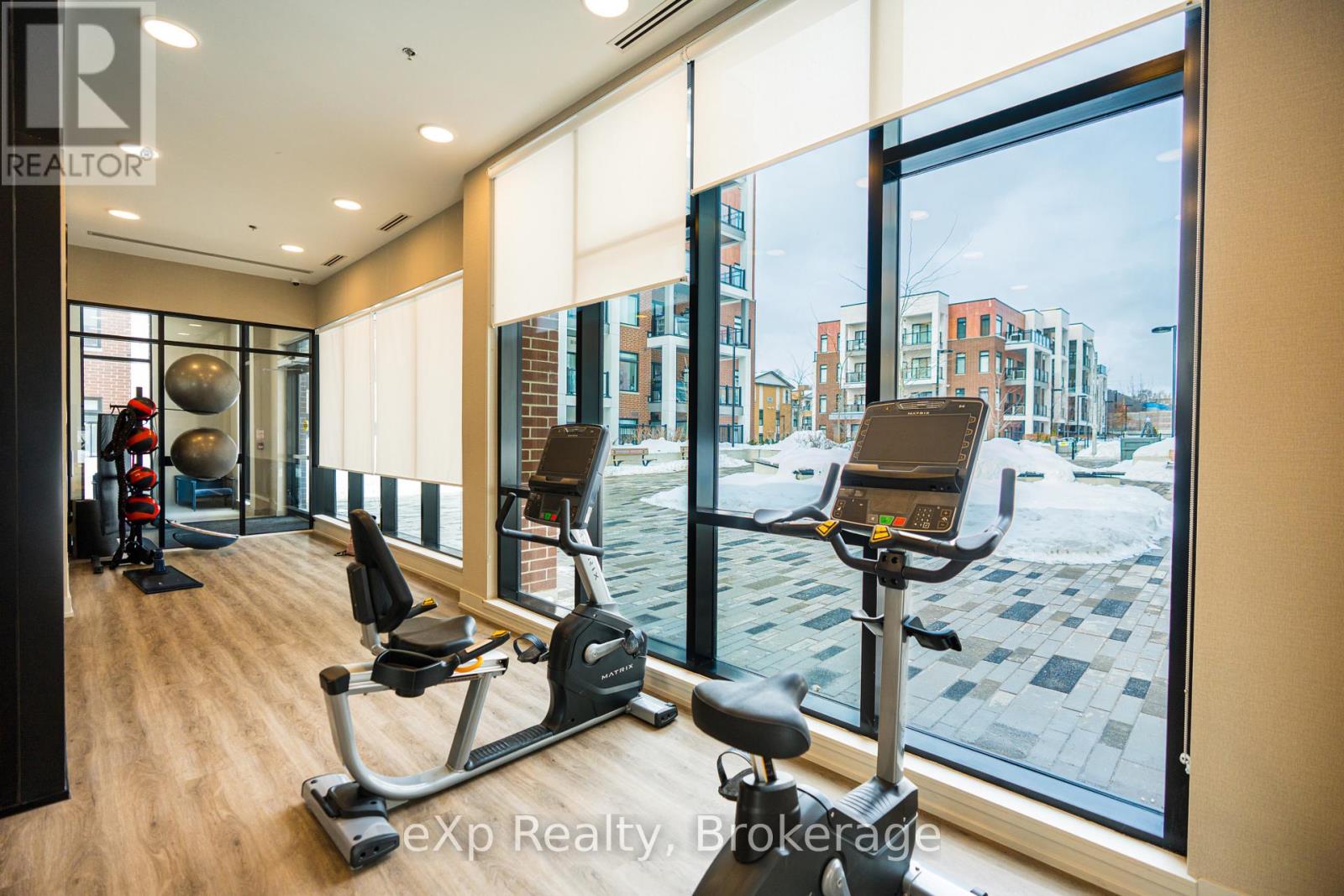 410 - 160 Canon Jackson Drive, Toronto, Ontario  M6M 0B6 - Photo 29 - W12793940