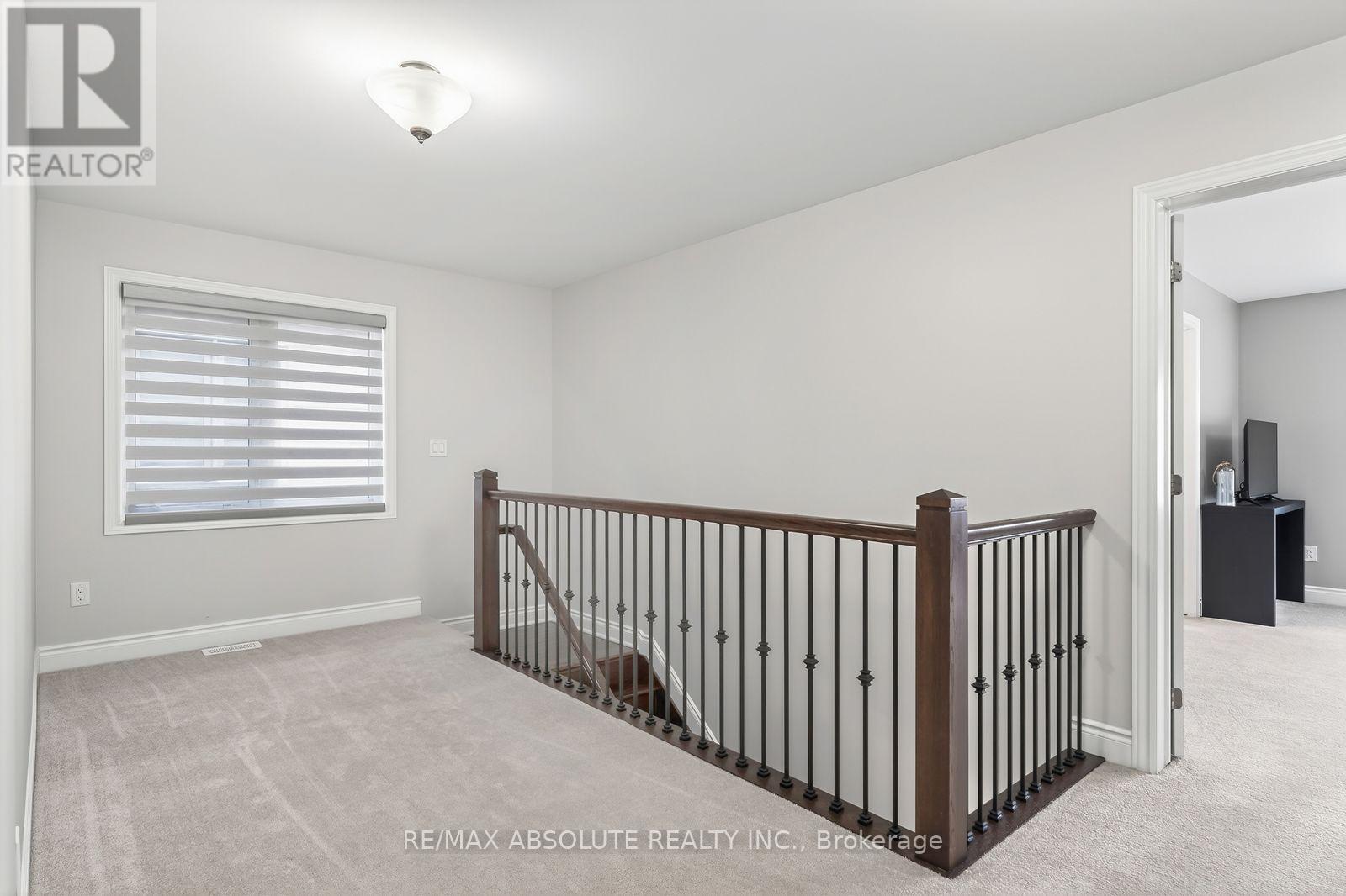 1008 Manege Street, Ottawa, Ontario  K2S 0Y7 - Photo 24 - X12740170