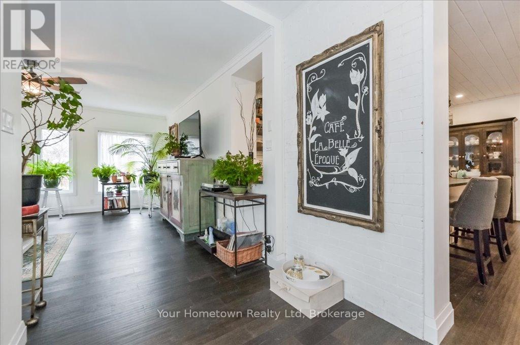 6933 Wellington 7 Road, Centre Wellington, Ontario  N0B 1A0 - Photo 21 - X12793994