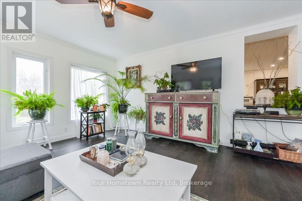 6933 Wellington 7 Road, Centre Wellington, Ontario  N0B 1A0 - Photo 22 - X12793994