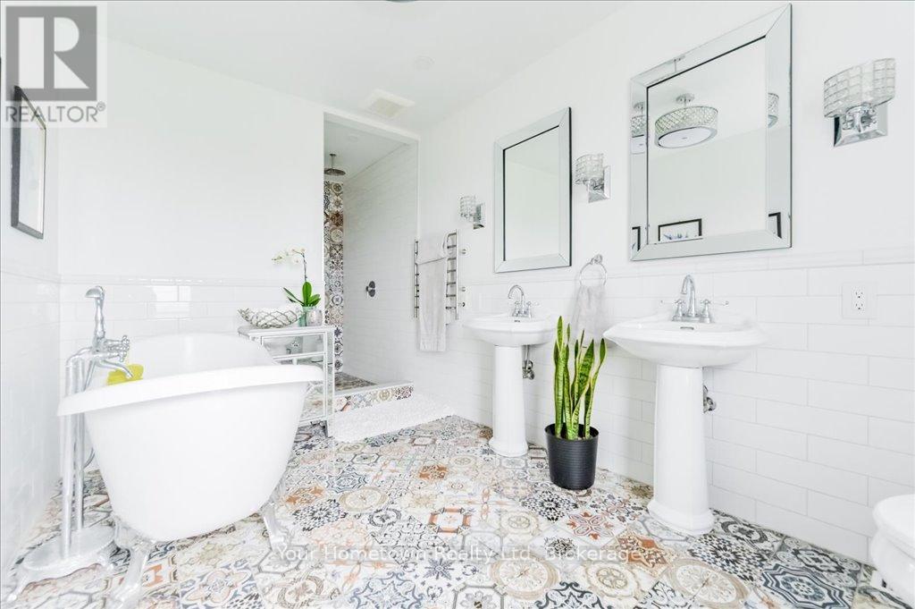 6933 Wellington 7 Road, Centre Wellington, Ontario  N0B 1A0 - Photo 31 - X12793994