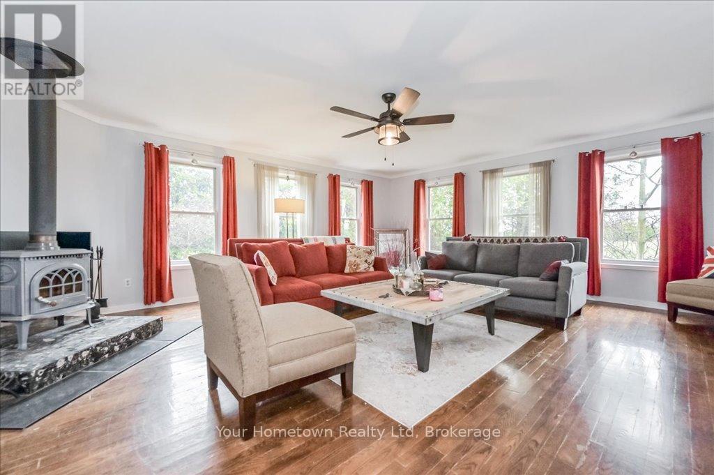 6933 Wellington 7 Road, Centre Wellington, Ontario  N0B 1A0 - Photo 6 - X12793994