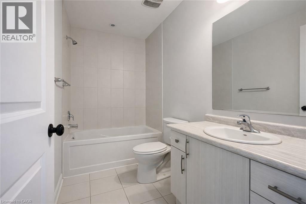 175 South Creek Drive Unit# 14, Kitchener, Ontario  N2P 0E1 - Photo 10 - 40801260