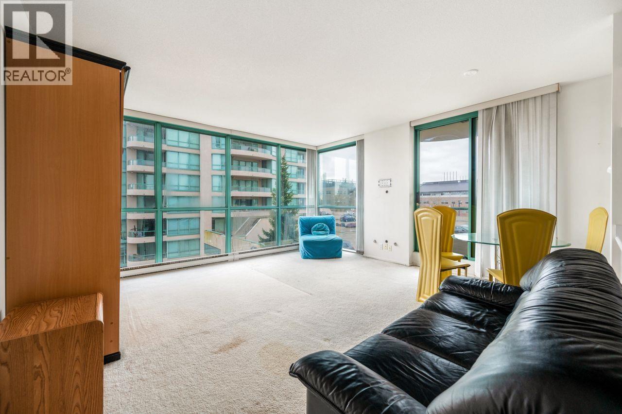 402 8851 Lansdowne Road, Richmond, British Columbia V6X 3X7 - Photo 3 - R3089583