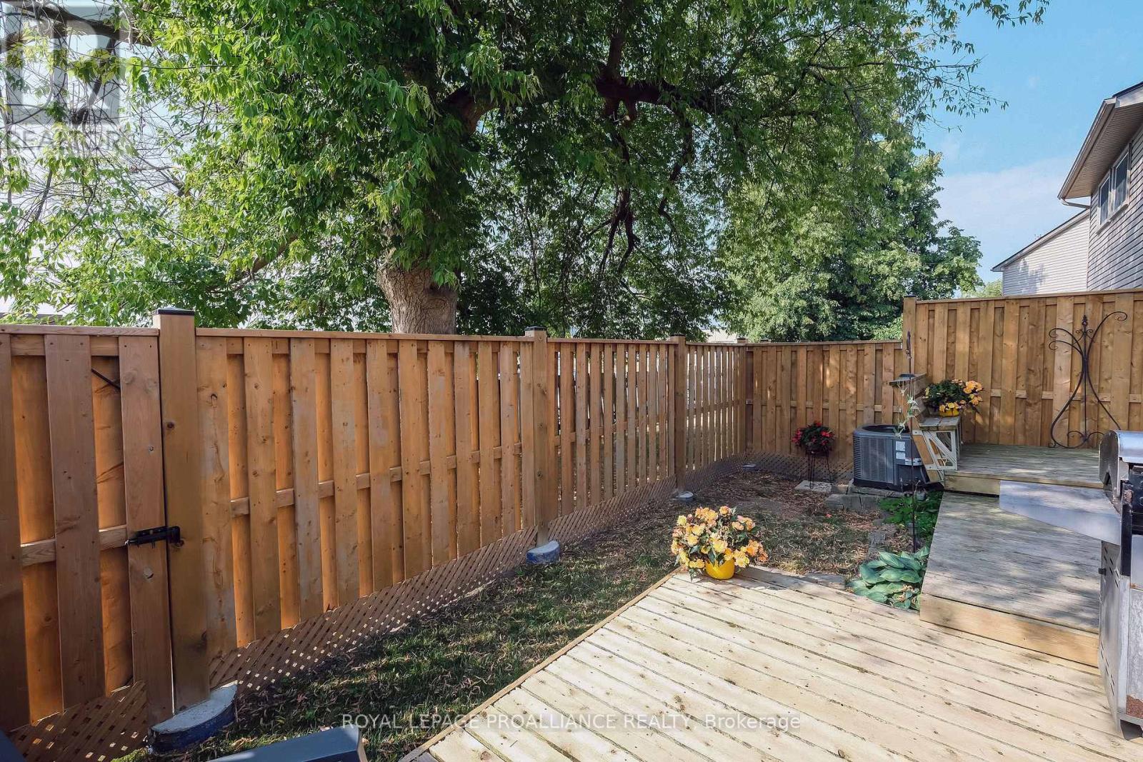 D - 160 Singleton Drive, Belleville, Ontario  K8N 5L1 - Photo 33 - X12793948