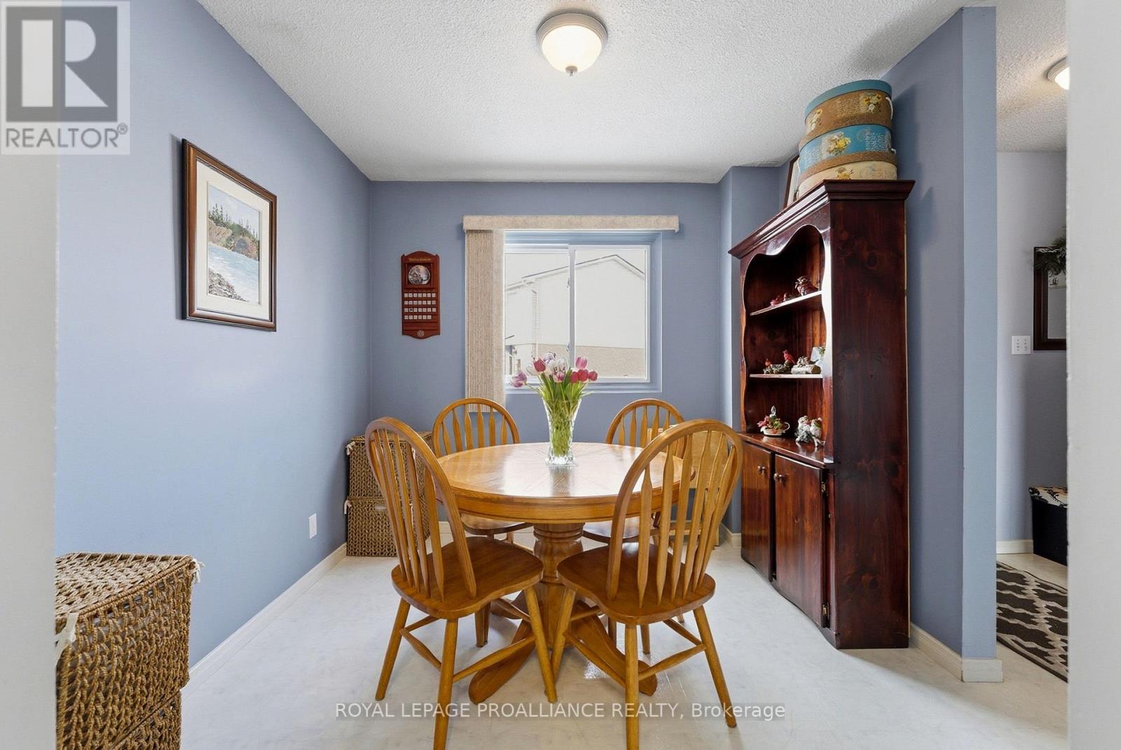 D - 160 Singleton Drive, Belleville, Ontario  K8N 5L1 - Photo 6 - X12793948