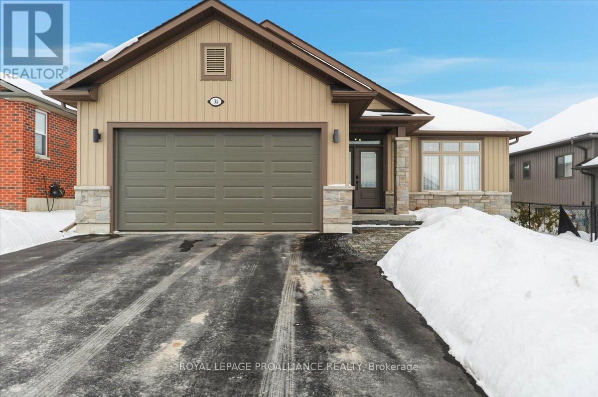 34 Rosewood Drive, Quinte West (Frankford Ward), Ontario  K0K 2C0 - Photo 1 - X12794056