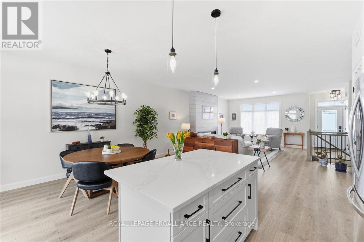 34 Rosewood Drive, Quinte West (Frankford Ward), Ontario  K0K 2C0 - Photo 16 - X12794056