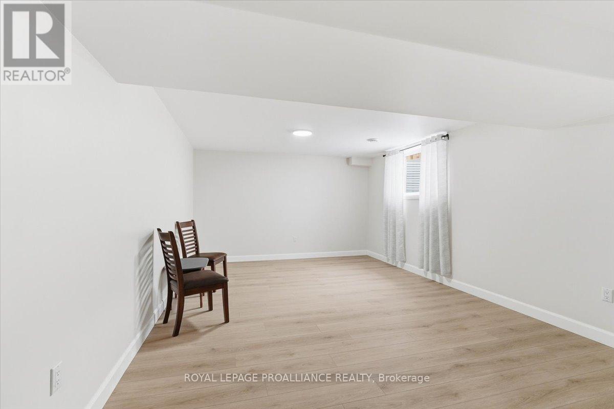 34 Rosewood Drive, Quinte West (Frankford Ward), Ontario  K0K 2C0 - Photo 33 - X12794056