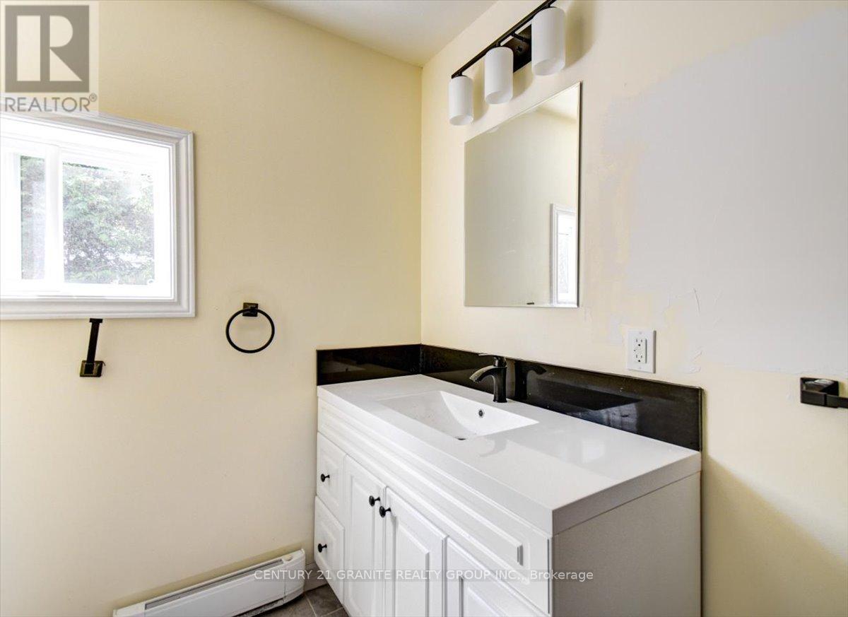 4 - 2289 Loop Road, Highlands East (Monmouth), Ontario  K0L 3C0 - Photo 11 - X12794168