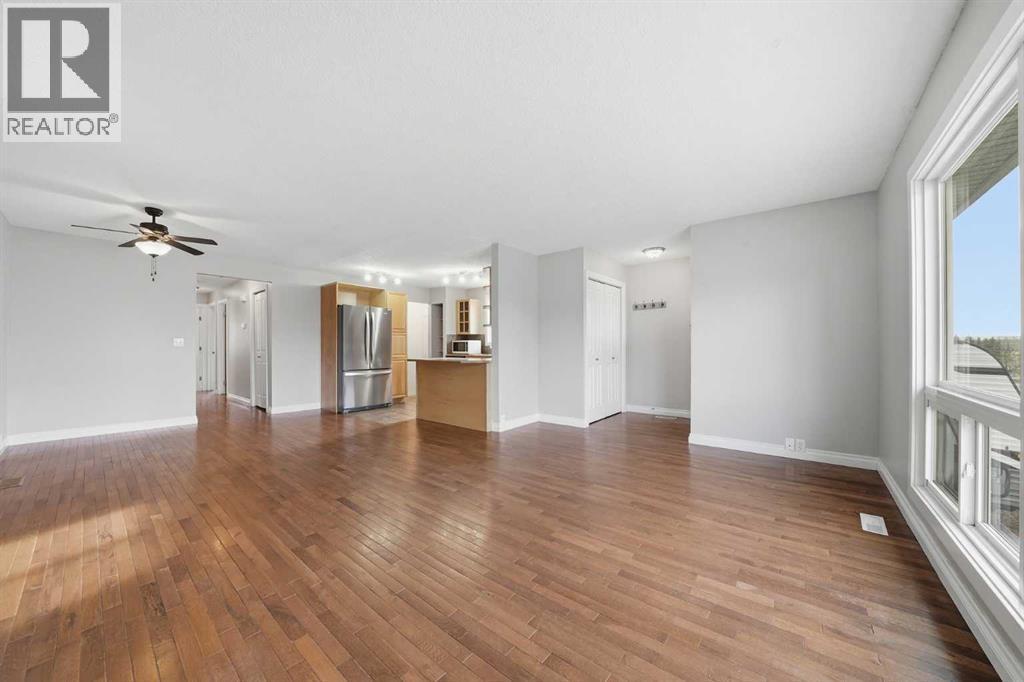 66 Eldridge Rise Se, Airdrie, Alberta  T4B 1C4 - Photo 3 - A2285722