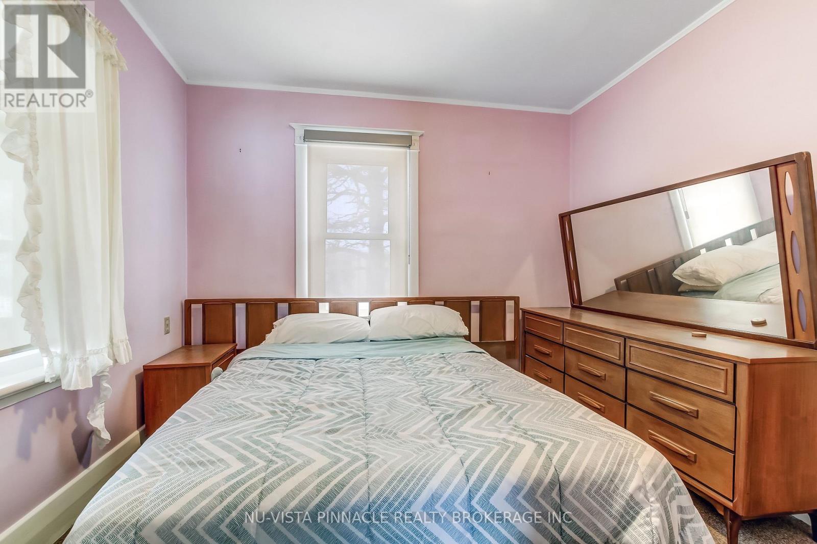 52 Boullee Street, London East, Ontario  N5Y 1T6 - Photo 3 - X12794010