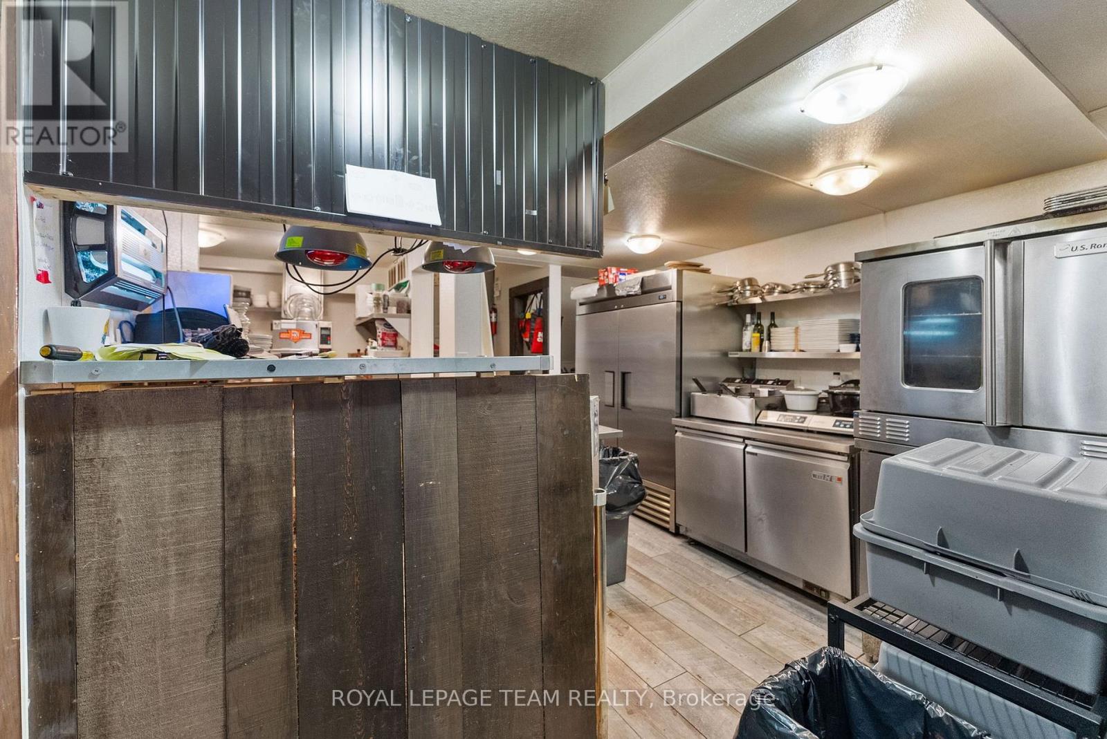 26 Elgin Street W, Arnprior, Ontario  K7S 1N3 - Photo 17 - X12794002