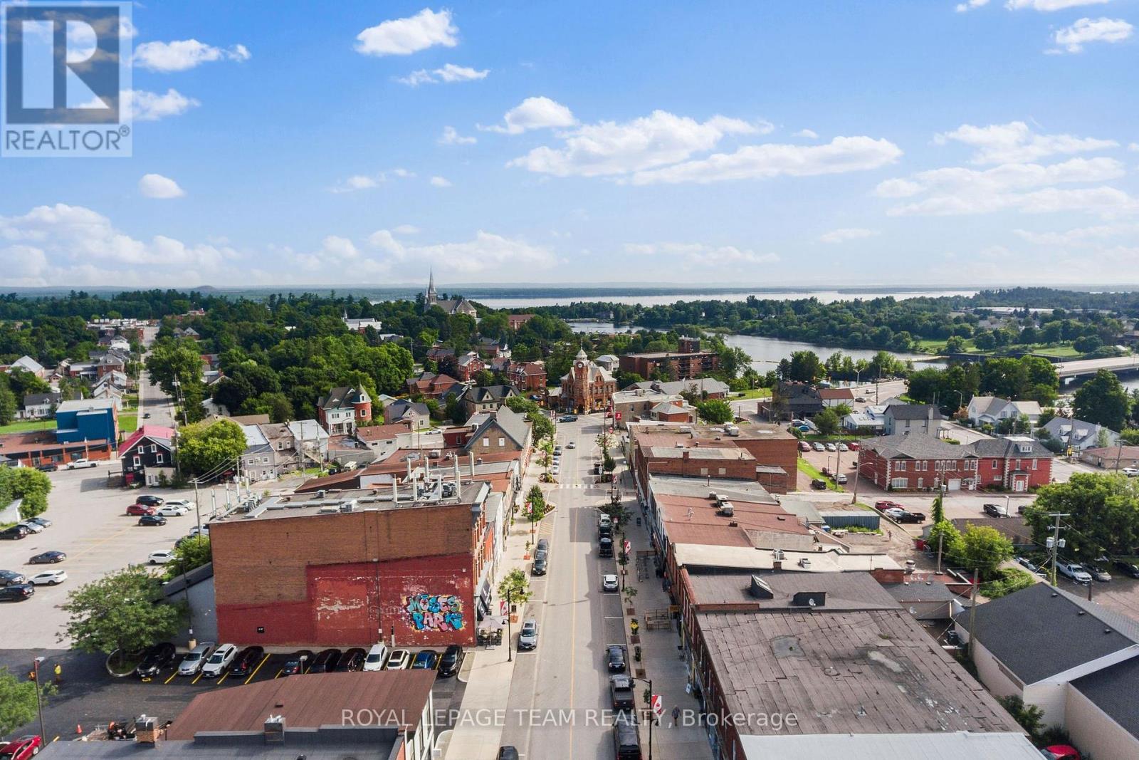 26 Elgin Street W, Arnprior, Ontario  K7S 1N3 - Photo 3 - X12794002