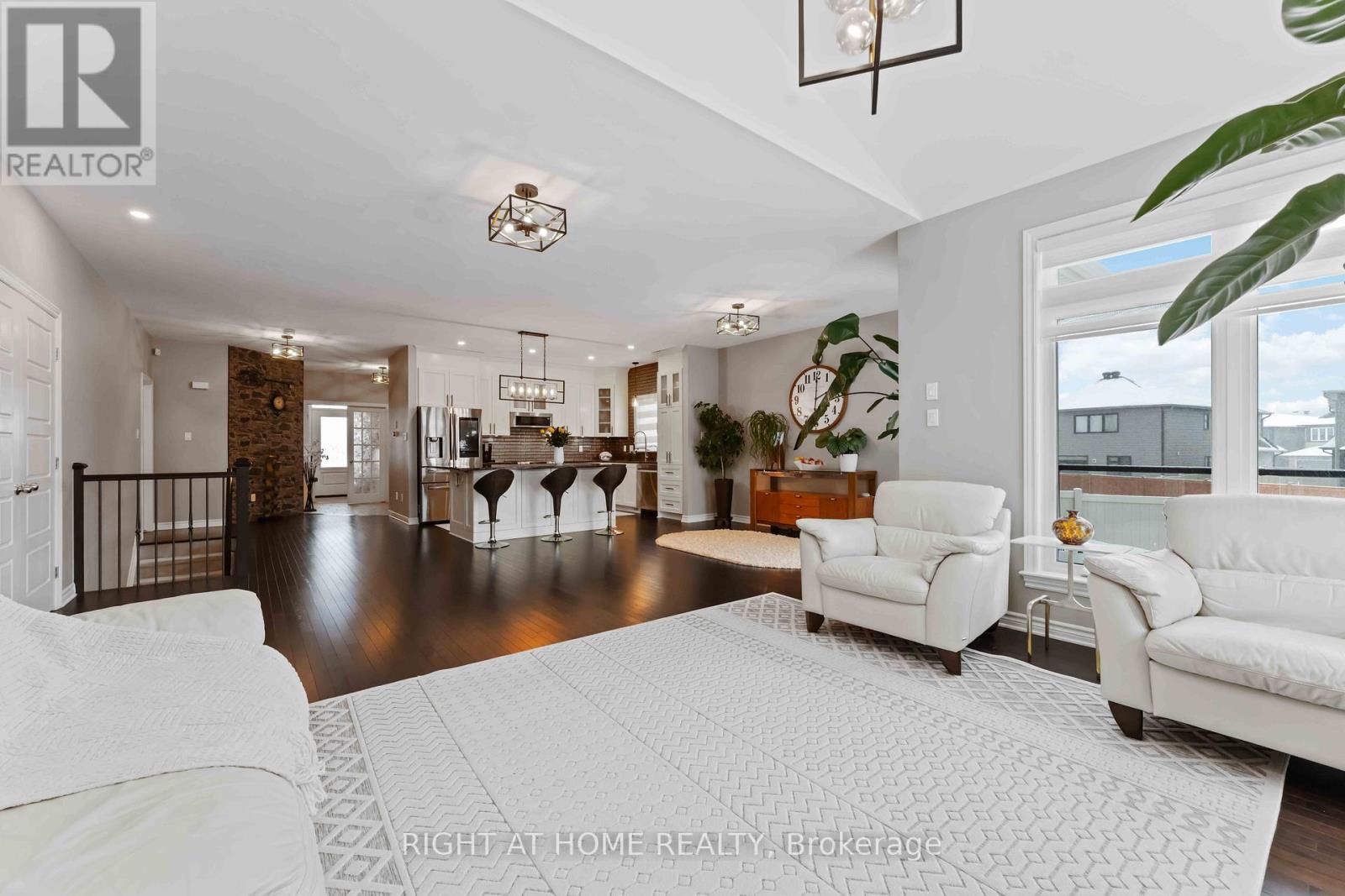 248 Maygrass Way, Ottawa, Ontario  K2S 2K9 - Photo 11 - X12793896