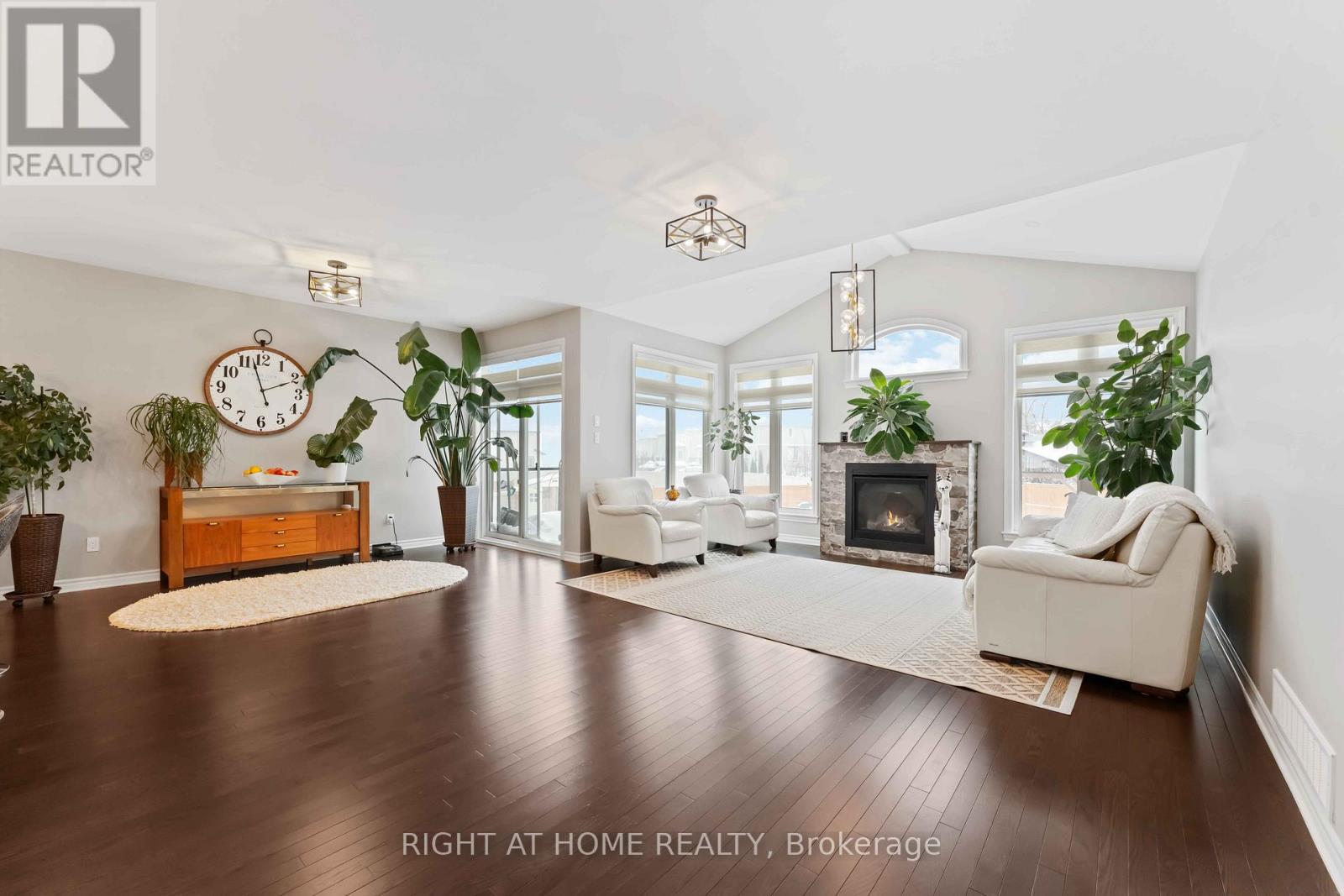 248 Maygrass Way, Ottawa, Ontario  K2S 2K9 - Photo 6 - X12793896